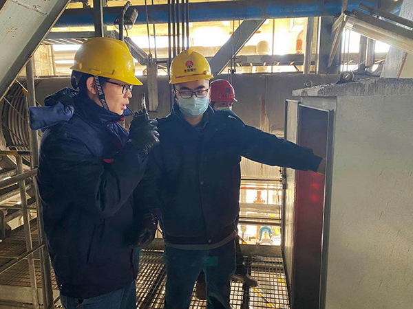 1610445167146405.jpeg 4號鍋爐現(xiàn)場點火.jpg