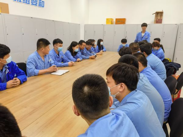 1624928124741618.jpeg 水汽車間桌面應(yīng)急演練獲好評(píng)2.jpg