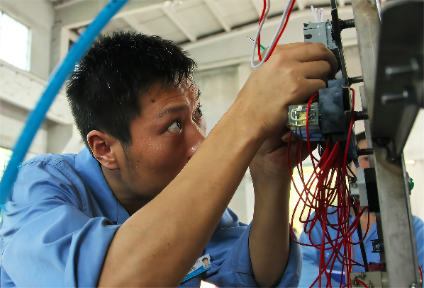 1665283707953299.png 二等獎工匠之路6 渭化公司 呂國良13892559549(1).png