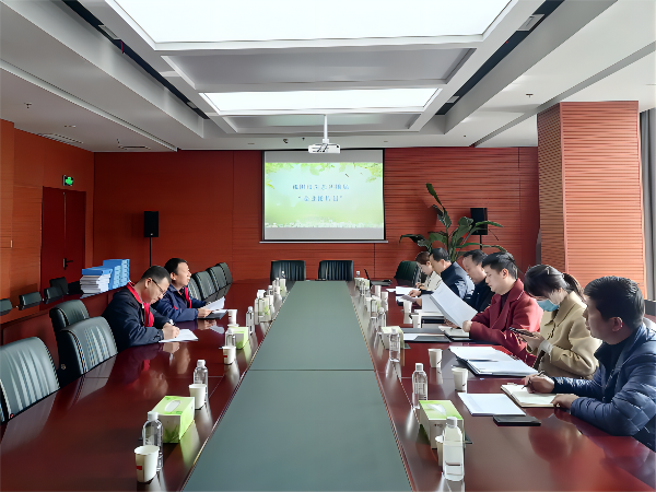 1677714566237045.png 3月1日,咸陽市生態(tài)環(huán)境局人員在彬州公司行政會議室開展“企業(yè)接待日”活動(1).png