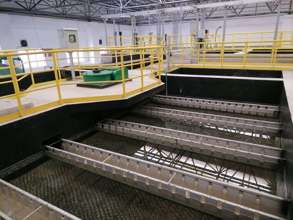 1679034619485957.jpeg 經(jīng)過(guò)高密度沉淀池處理后的水質(zhì)情況.jpg