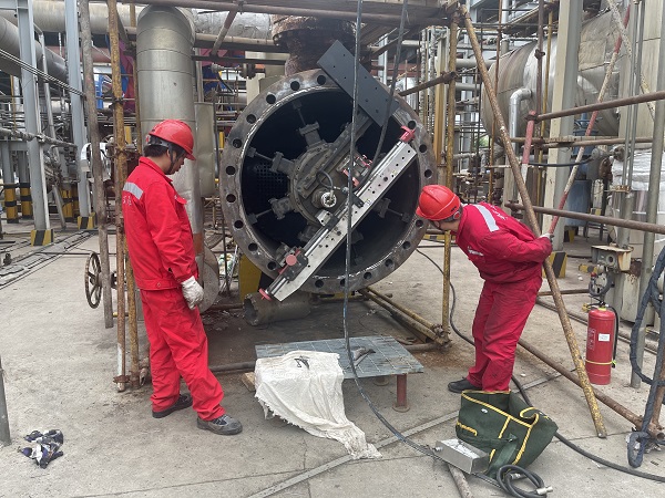 1685067840320907.jpeg 雙甲氣化換熱器檢修工作圓滿結(jié)束-E7501換熱器回裝打磨.jpg