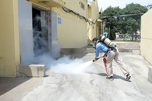 1686236233676152.jpeg 2023年6月8日運(yùn)銷市場部進(jìn)行硫磺庫著火事故應(yīng)急演練1 600.jpg