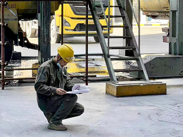 1696325257442493.jpeg 國慶我在崗3.jpg