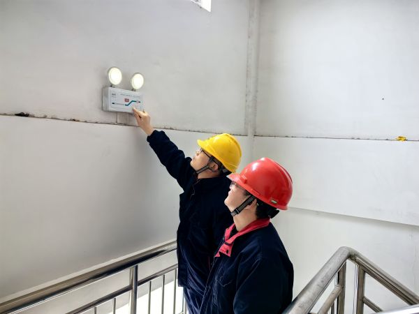 1707302776110659.jpeg 檢查室內(nèi)應(yīng)急照明.jpg