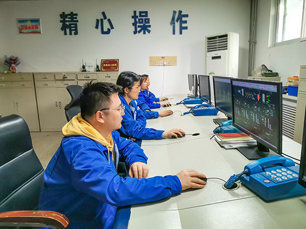 1711008325516785.jpeg 脫鹽水站精心調(diào)節(jié)給水的各項指標.jpg