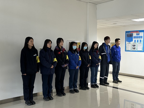 1714784828106755.jpeg 在開班組會.jpg