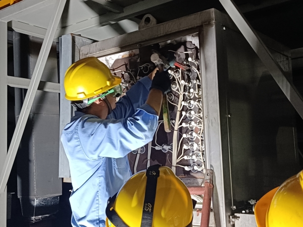 1724632145935106.jpeg 更換VOC裝置 加熱管.jpg