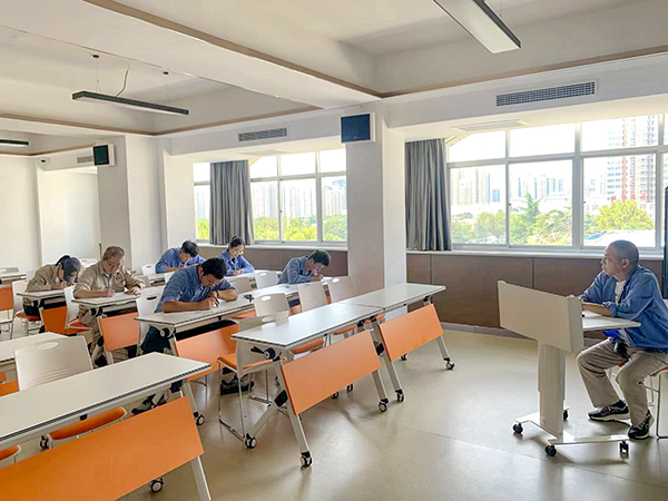 8月20日下午兩點在辦公樓六樓進行考試。  600.jpg