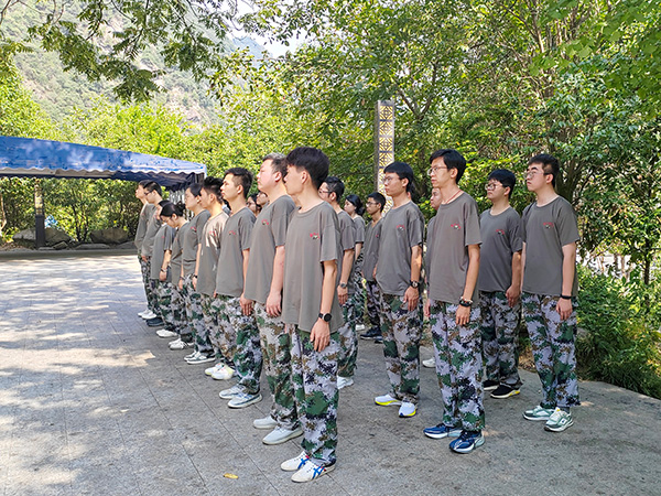 1725877457999576.jpeg 9月4日-6日公司2024年新員工入職培訓軍訓現場.jpg