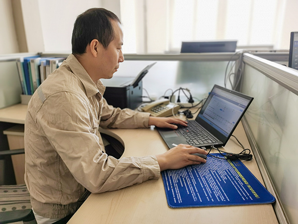 1727943434666057.jpeg 2024年國慶節(jié)運銷市場部員工主動加班1.jpg