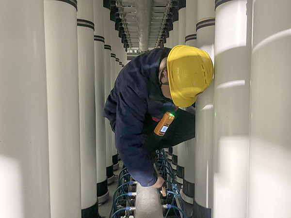 1737431670362549.jpeg 突擊隊進(jìn)行bf池設(shè)施檢查校對.jpg