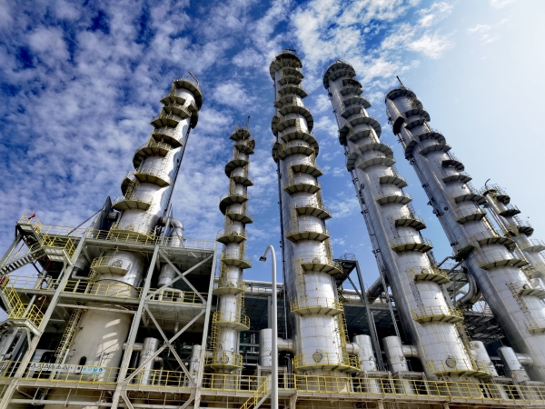 051741154822153283.jpg 乙二醇裝置區(qū)藍天.jpg