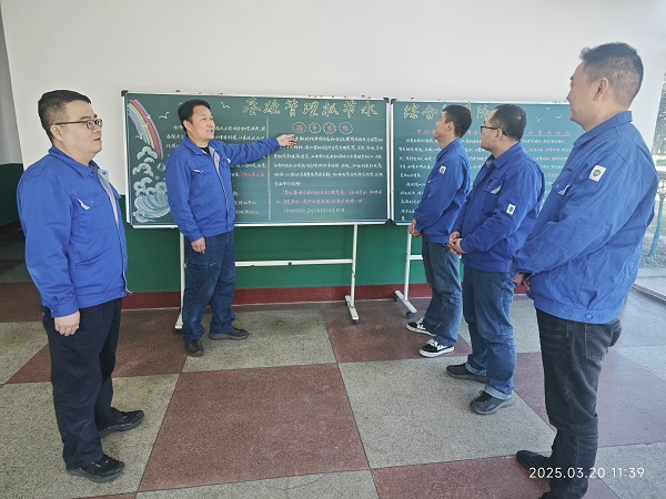 261742949874852913.jpg 馬順邦進(jìn)行節(jié)水動(dòng)員.jpg