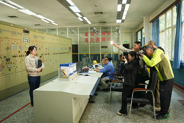 301746000557492653.jpg DSC06867_副本 600.jpg