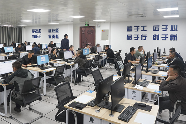 071762501616126812.jpg 仿真模擬實操現(xiàn)場.jpg